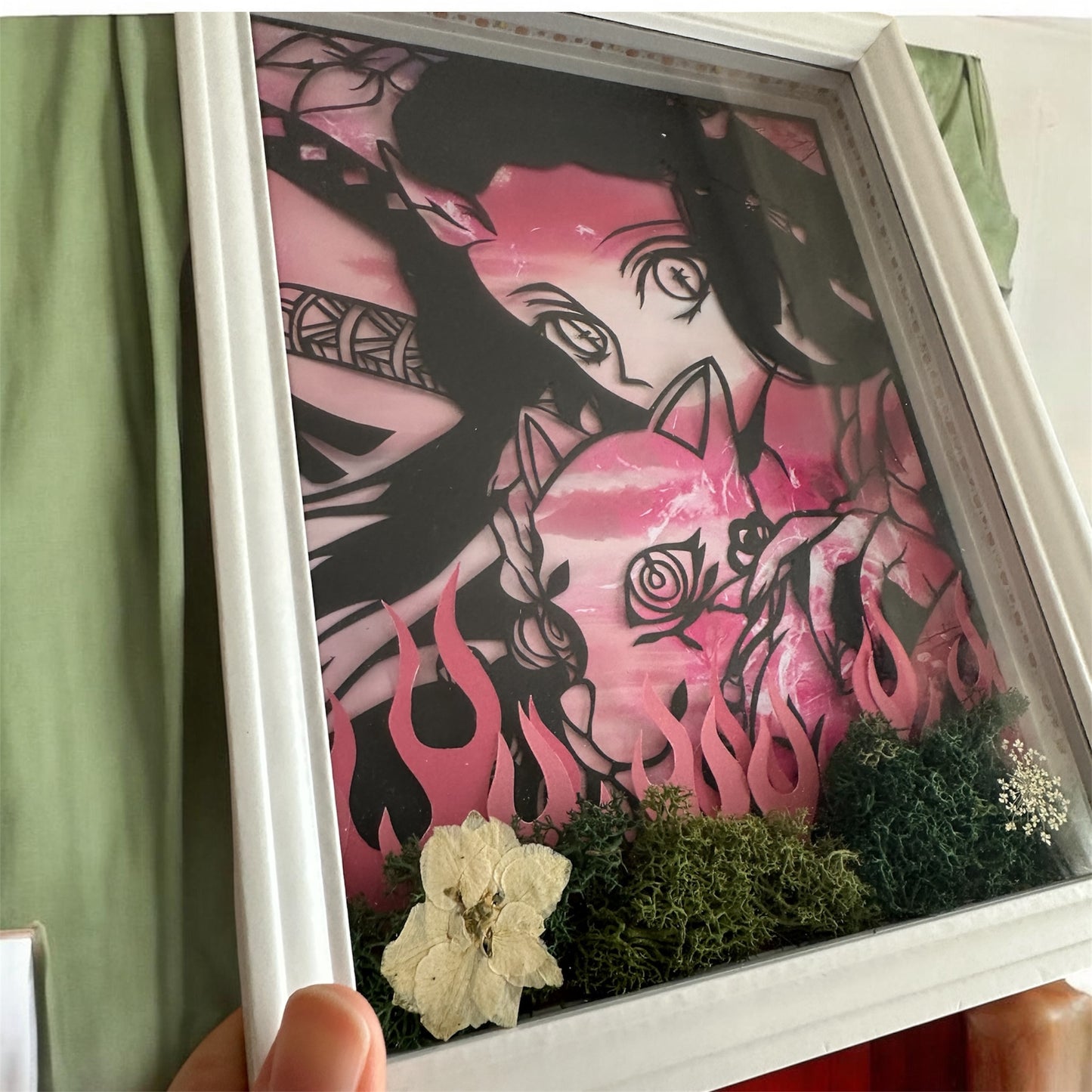 Cadre lumineux – Diorama papier Nezuko