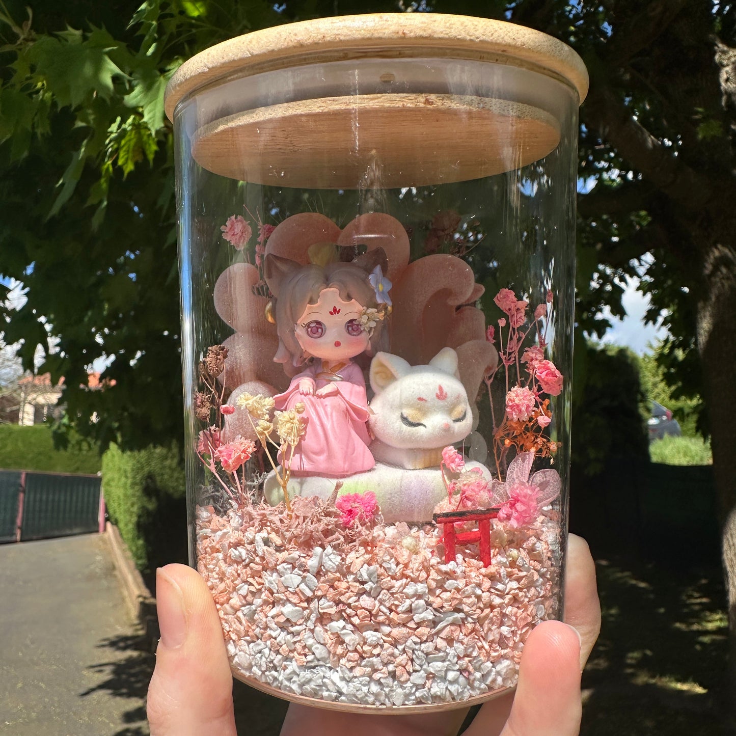 Gardiennes Kitsune en bocaux